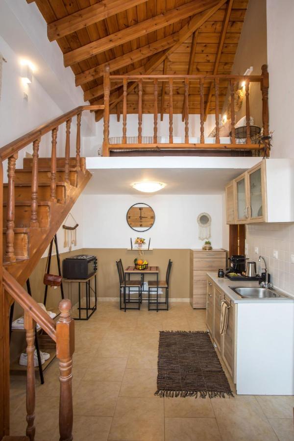 Annas Houses Chalki Town Zewnętrze zdjęcie